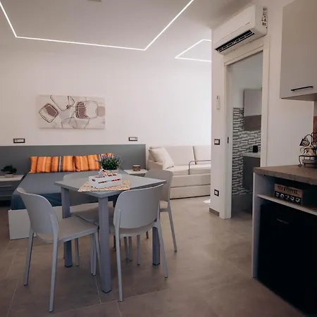 Apart-hotel Sea-view 4*